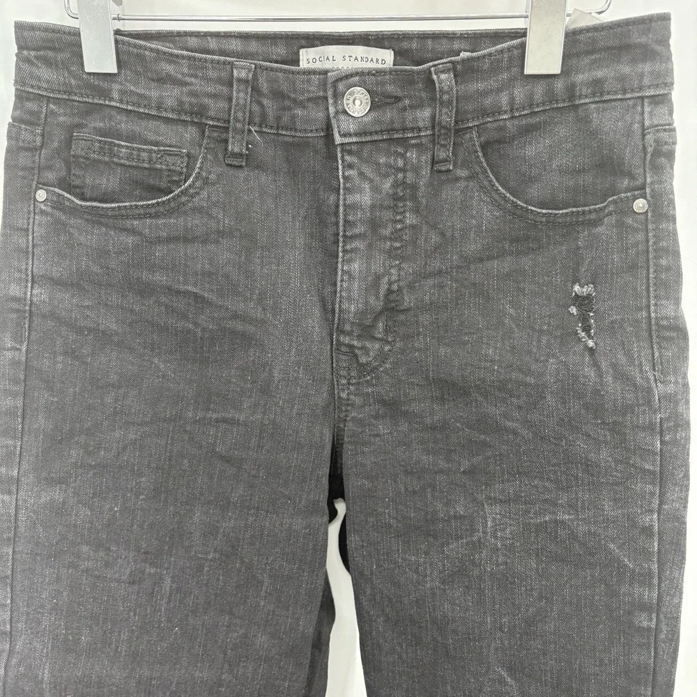 Social Standard by Sanctuary Women's High Rise‎ Crop Straight Jeans Size 6 #28E